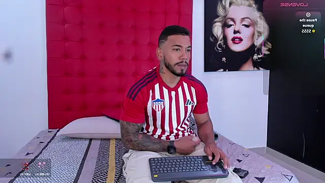 Snapshot of bruno_miller_ chatting on September 2025 06:24:01 PM bruno miller online show from September 2025 06:24:01 PM