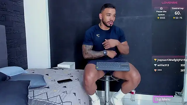 Snapshot of bruno_miller_ chatting on October 2025 09:12:02 PM bruno miller online show from October 2025 09:12:02 PM