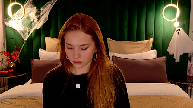 MichelleReid online show from October 2025 03:10:01 AM