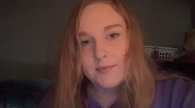 Snapshot of thickgingergoddess chatting on December 2024 10:41:02 PM thickgingergoddess online show from December 2024 10:41:02 PM