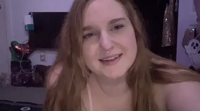 Snapshot of thickgingergoddess chatting on January 2025 03:15:01 AM thickgingergoddess online show from January 2025 03:15:01 AM
