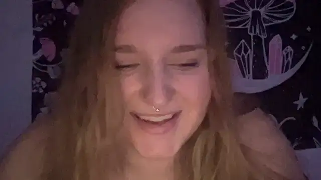 Snapshot of thickgingergoddess chatting on January 2025 02:04:02 AM thickgingergoddess online show from January 2025 02:04:02 AM