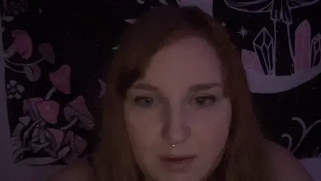 Snapshot of thickgingergoddess chatting on February 2025 04:15:02 AM thickgingergoddess online show from February 2025 04:15:02 AM