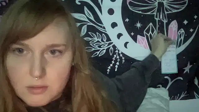 Snapshot of thickgingergoddess chatting on February 2025 11:04:02 PM thickgingergoddess online show from February 2025 11:04:02 PM