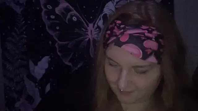 Snapshot of thickgingergoddess chatting on February 2025 12:02:01 AM thickgingergoddess online show from February 2025 12:02:01 AM