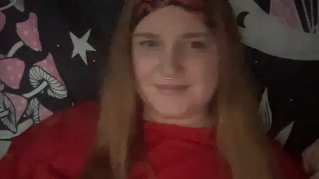 Snapshot of thickgingergoddess chatting on February 2025 07:31:02 PM thickgingergoddess online show from February 2025 07:31:02 PM