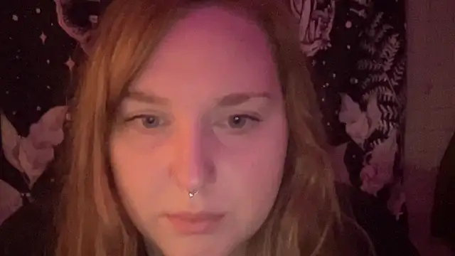 Snapshot of thickgingergoddess chatting on February 2025 06:00:02 PM thickgingergoddess online show from February 2025 06:00:02 PM