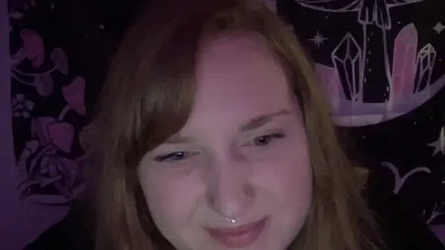 Snapshot of thickgingergoddess chatting on March 2025 03:52:02 AM thickgingergoddess online show from March 2025 03:52:02 AM
