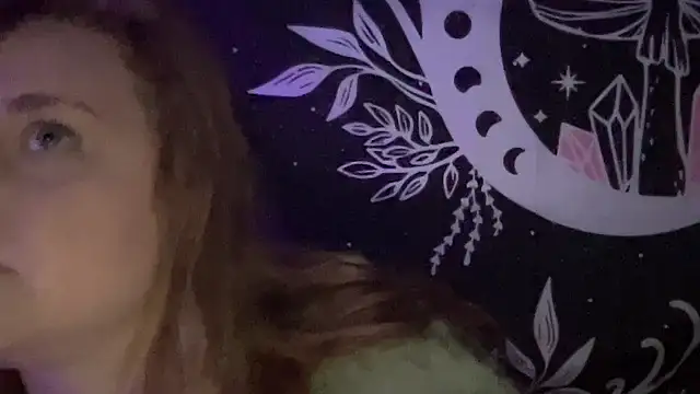 Snapshot of thickgingergoddess chatting on March 2025 04:24:01 AM thickgingergoddess online show from March 2025 04:24:01 AM