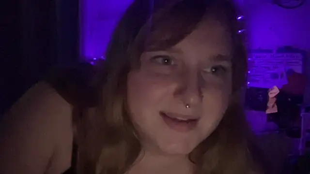 Snapshot of thickgingergoddess chatting on March 2025 07:09:02 AM thickgingergoddess online show from March 2025 07:09:02 AM
