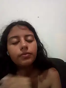 Snapshot of Babydol18_ chatting on December 2024 07:08:01 AM Babydol18 online show from December 2024 07:08:01 AM