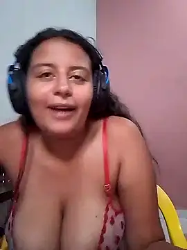 Snapshot of Babydol18_ chatting on January 2025 07:10:02 AM Babydol18 online show from January 2025 07:10:02 AM