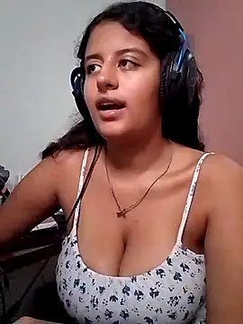 Snapshot of Babydol18_ chatting on March 2025 03:32:01 AM Babydol18 online show from March 2025 03:32:01 AM