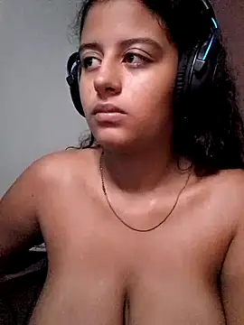 Snapshot of Babydol18_ chatting on March 2025 05:24:02 AM Babydol18 online show from March 2025 05:24:02 AM