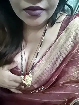 Snapshot of Mayuri77 chatting on May 2026 06:07:02 AM Mayuri77 online show from May 2026 06:07:02 AM
