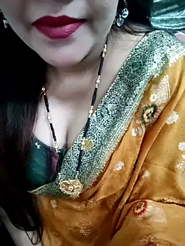 Snapshot of Mayuri77 chatting on June 2026 05:35:02 PM Mayuri77 online show from June 2026 05:35:02 PM