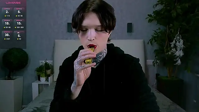 Simona Rain online show from February 2025 10:15:02 AM