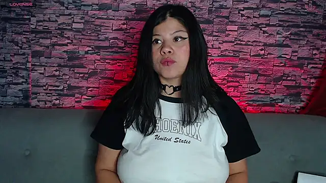 Snapshot of sofi_bronw chatting on March 2025 08:32:02 PM sofi bronw online show from March 2025 08:32:02 PM