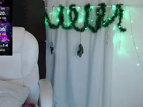 Xileny-Halliwey online show from December 2025 01:18:02 PM