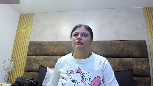 Snapshot of ElizabethWeil chatting on February 2025 12:03:02 PM ElizabethWeil online show from February 2025 12:03:02 PM
