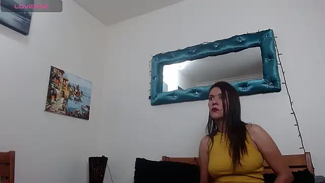 Snapshot of GeorginaBianco chatting on January 2025 12:03:02 PM GeorginaBianco online show from January 2025 12:03:02 PM