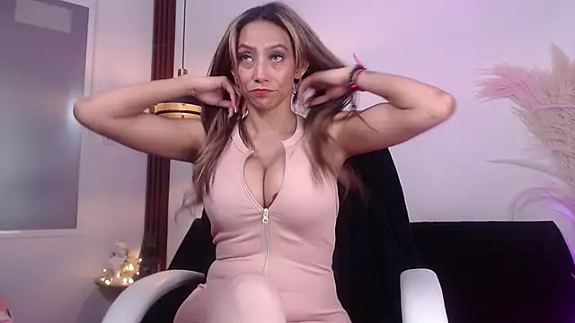 salome drasin online show from September 2025 01:08:02 AM