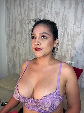 Snapshot of AdeleGray chatting on May 2026 11:10:02 PM AdeleGray online show from May 2026 11:10:02 PM