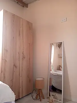 sofiaVelez01 online show from December 2024 02:54:02 PM