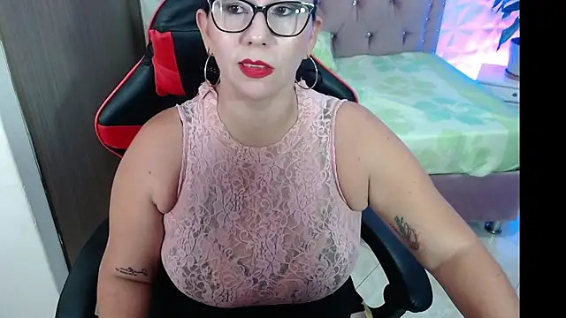 ashleylove prg online show from December 2024 06:45:02 AM