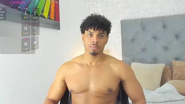 Jacub Micke1 online show from March 2025 12:00:02 AM