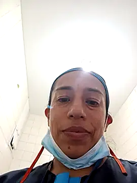 yaz guzman online show from January 2025 01:58:02 PM