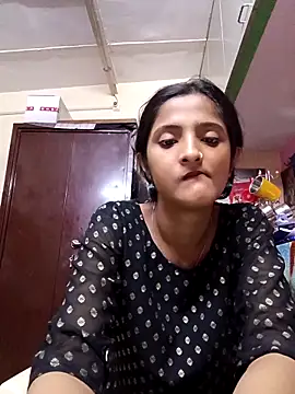 BabySlimmy10 online show from October 2025 06:50:01 PM