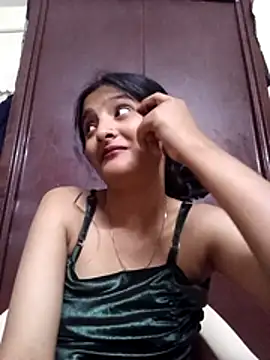 BabySlimmy10 online show from November 2025 07:39:02 PM