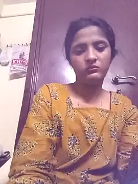 BabySlimmy10 online show from March 2026 06:40:02 PM