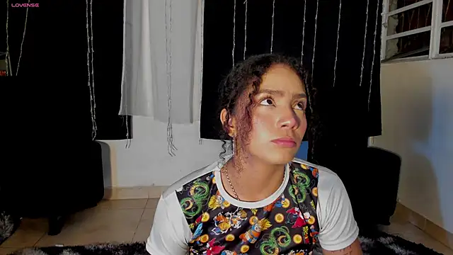 Snapshot of Dakota_M1 chatting on October 2025 04:19:02 AM Dakota M1 online show from October 2025 04:19:02 AM