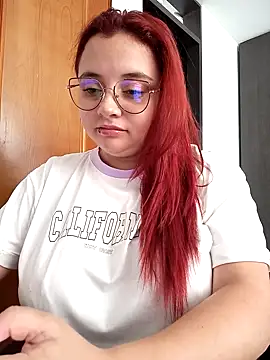 CURVY-HORNY online show from February 2025 05:39:01 PM