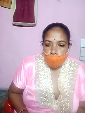 Snapshot of Hotty-rumi chatting on January 2025 05:20:01 PM Hotty-rumi online show from January 2025 05:20:01 PM