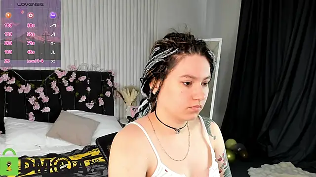 Bonni Meiz online show from April 2026 03:04:02 AM