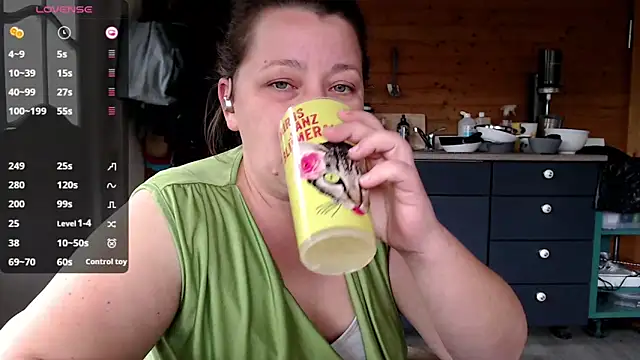 KasiaPrivat online show from November 2025 12:11:02 PM