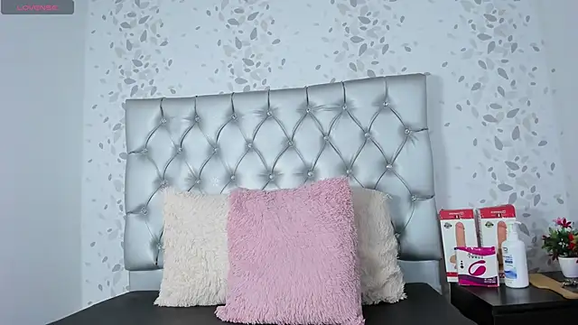 candymery online show from February 2025 07:14:01 PM