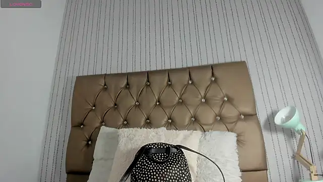 candymery online show from October 2025 07:14:02 PM