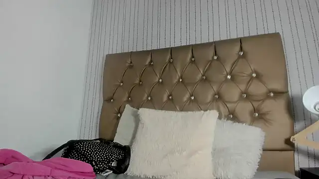 candymery online show from October 2025 07:04:02 PM