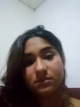 Snapshot of BrendaGirs chatting on December 2024 01:48:01 AM BrendaGirs online show from December 2024 01:48:01 AM