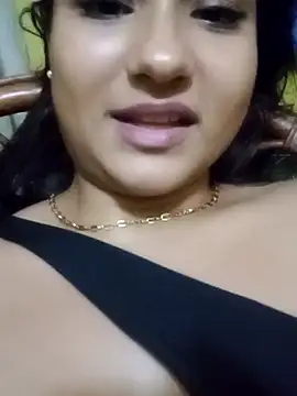 Snapshot of BrendaGirs chatting on January 2025 02:35:02 AM BrendaGirs online show from January 2025 02:35:02 AM