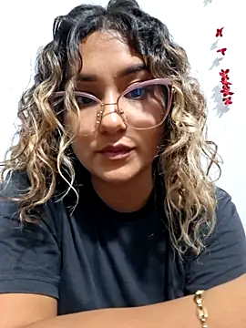 Snapshot of BrendaGirs chatting on September 2025 04:02:02 AM BrendaGirs online show from September 2025 04:02:02 AM