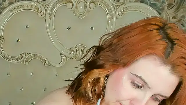Melanie Stoun online show from March 2025 06:33:02 PM