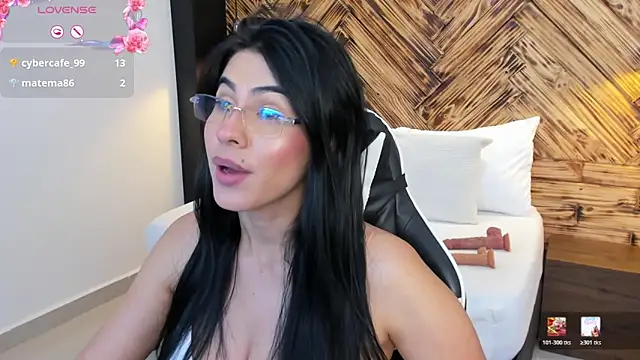 Snapshot of stephanya_ chatting on May 2026 08:18:02 PM stephanya online show from May 2026 08:18:02 PM