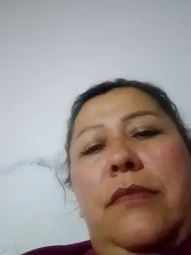 Snapshot of Darly_Gomez chatting on December 2024 09:51:01 PM Darly Gomez online show from December 2024 09:51:01 PM