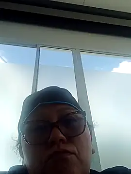 Snapshot of Darly_Gomez chatting on January 2025 03:51:01 PM Darly Gomez online show from January 2025 03:51:01 PM