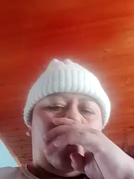 Snapshot of Darly_Gomez chatting on January 2025 03:58:01 PM Darly Gomez online show from January 2025 03:58:01 PM